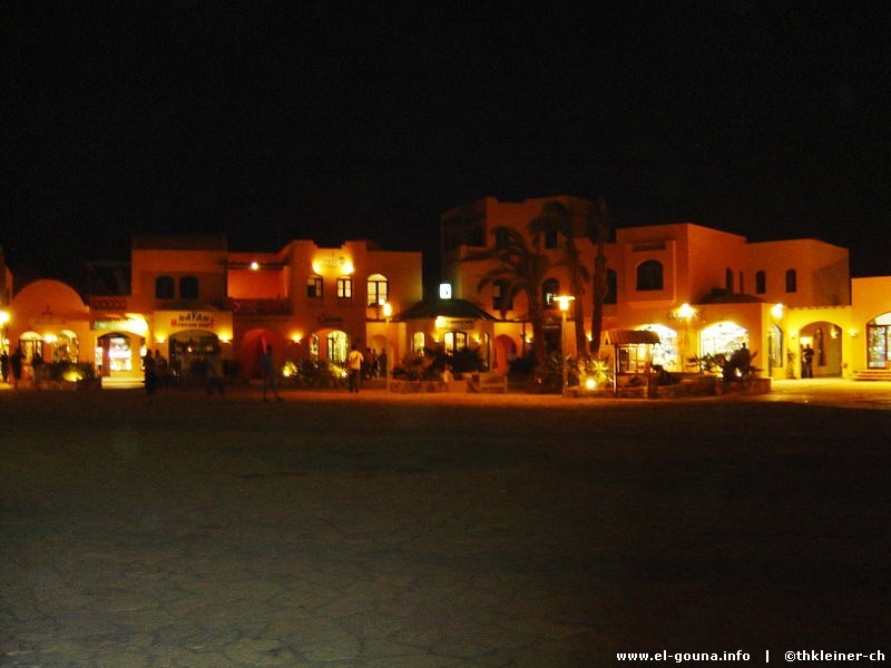 Kafr El Gouna (Tammr Henna, Downtown) 04425